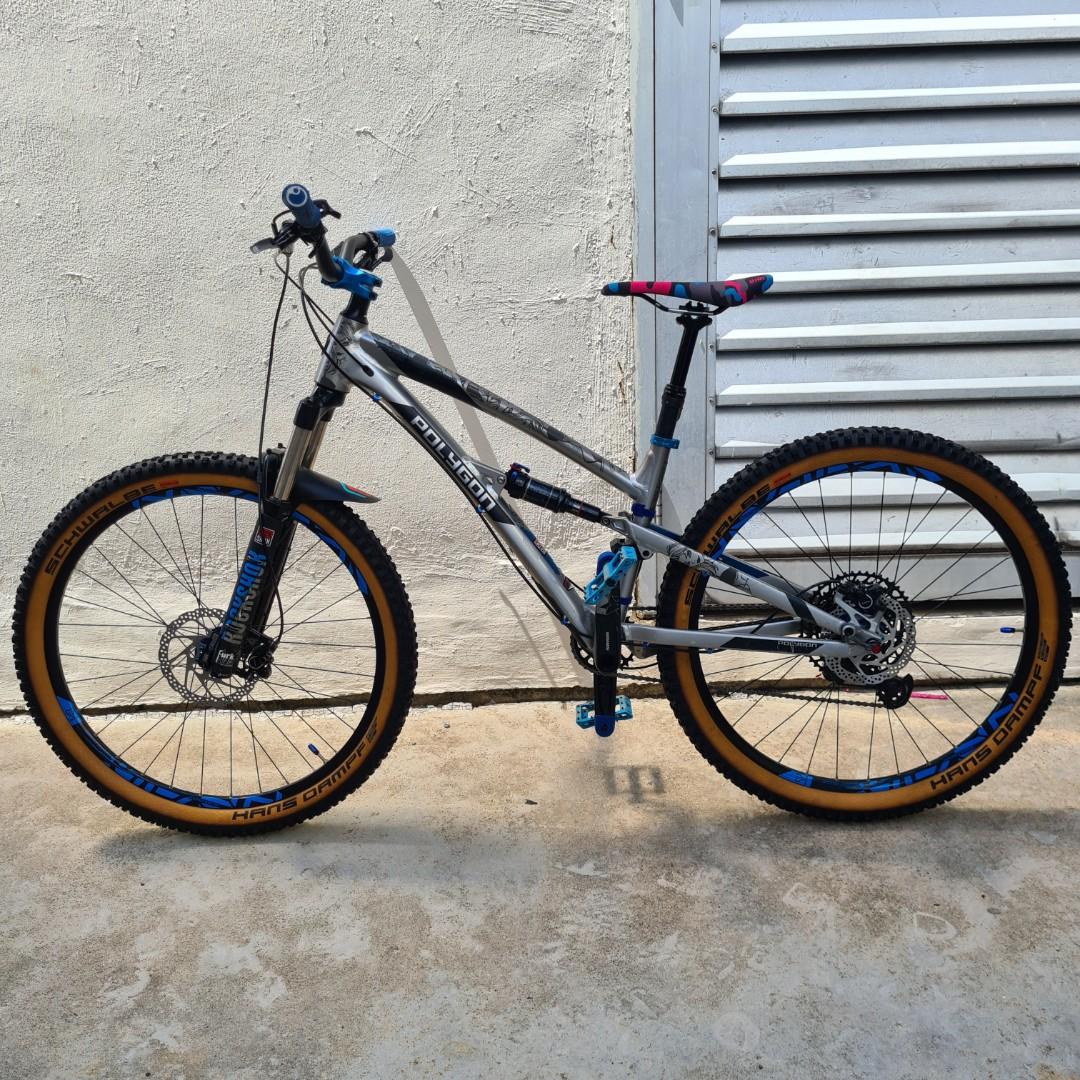 Polygon d7 outlet 2018