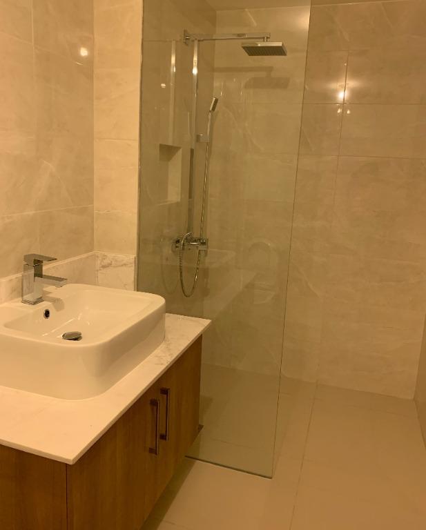 Royalton 45sqm Studio Unit w/parking Capitol Commons Pasig, Property