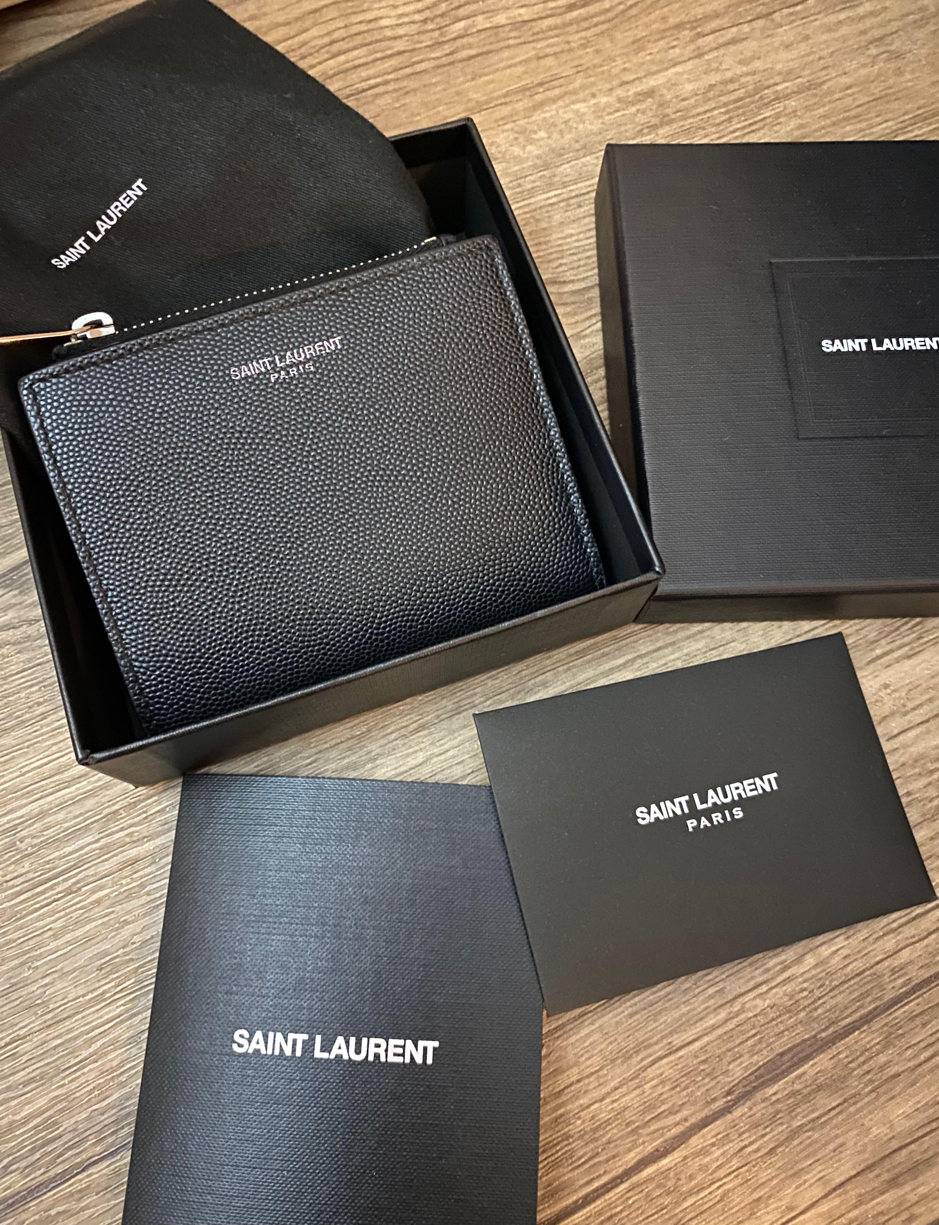 Saint Laurent Paris Credit Card Case in Grain de Poudre Embossed