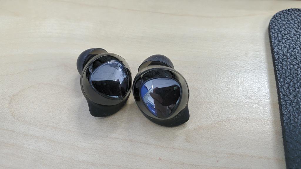 Charge galaxy store buds without case