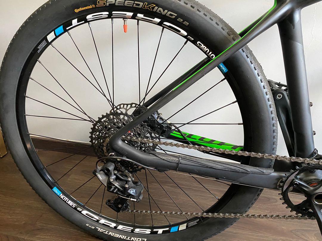 Scott scale 720 hotsell carbon