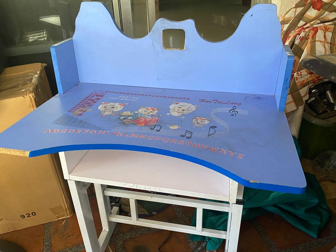 Study Table for Sale (Category: Kids Tables & Chairs) located in Quezon City. Submitted by itsmeikay (Listing ID 1097680118, Image 3). Description: Study table for kids, no chair included. Needs cleaning only. .