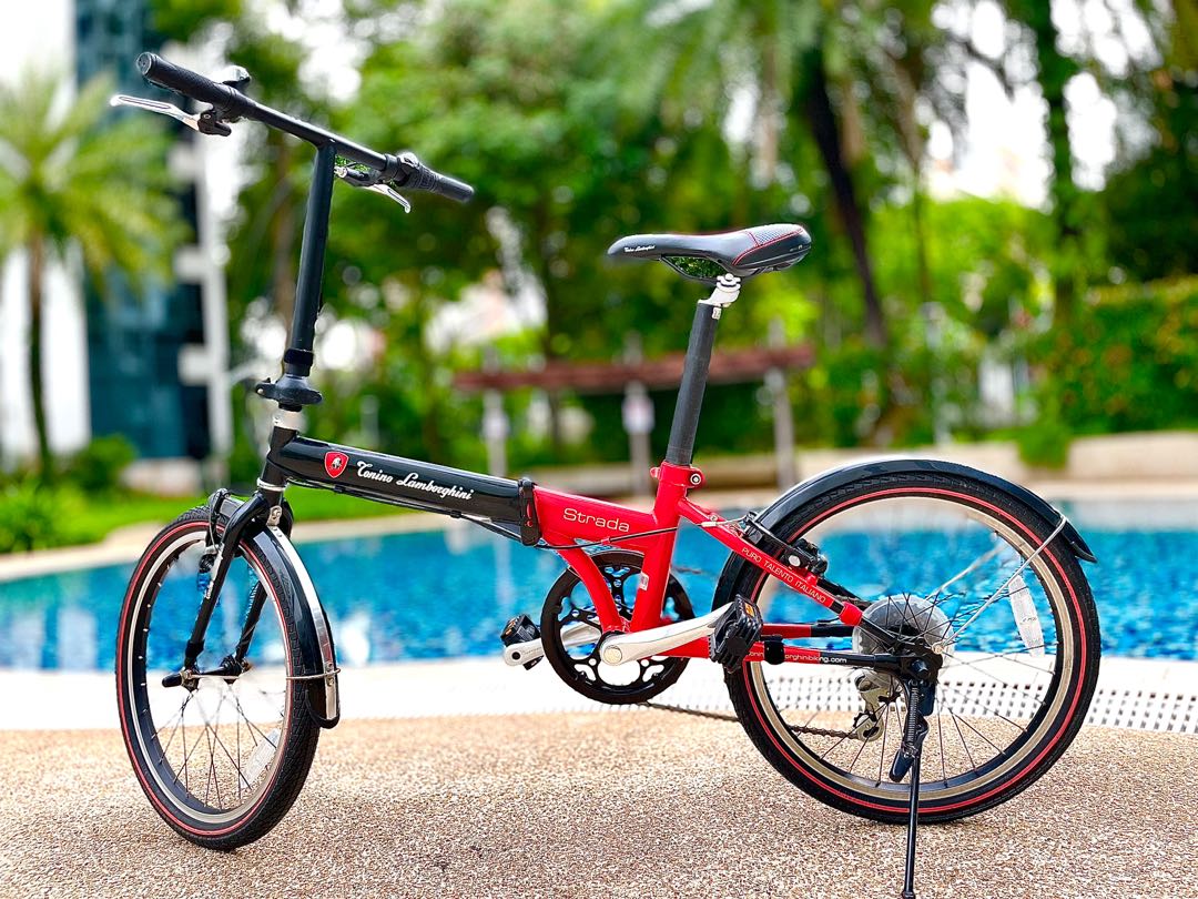 Lamborghini store folding bike
