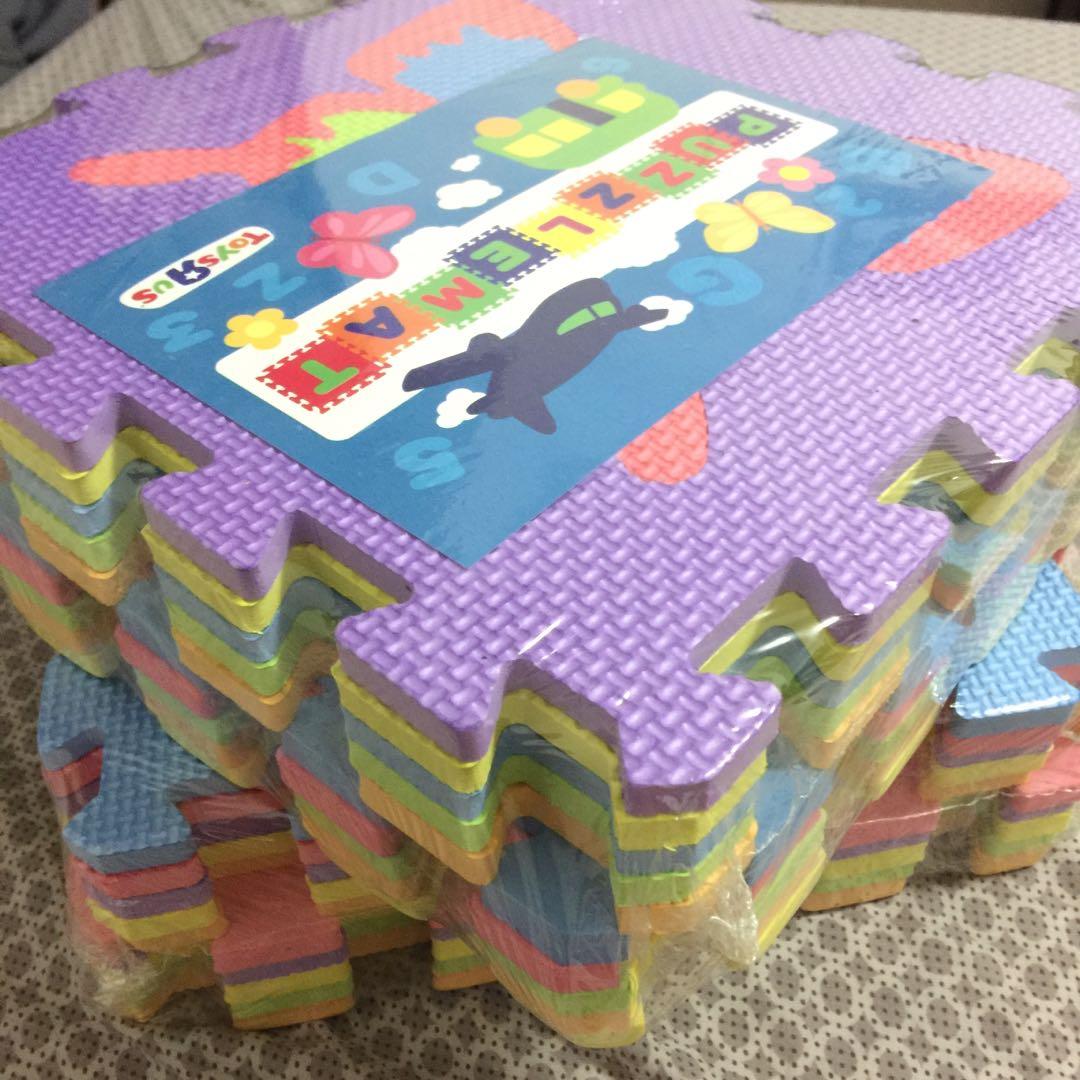 Toys R Us Rubber Puzzle Mats (20 pcs), Babies & Kids, Infant Playtime