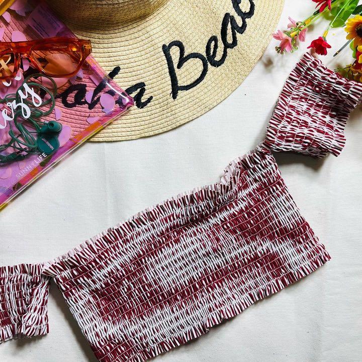 Tube Bikini / Top (Category: Others Tops) located in Taguig. Submitted by impulsivemoims (Listing ID 1097736707, Image 2). Description: Bikini Tube Top Size: S-M (stretch) I Condition: 10/10 Php199 SUPER CUTE 😍😍😍 .