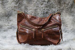 SALE!!! 0024 Dooney &Bourke Shoulder Bag