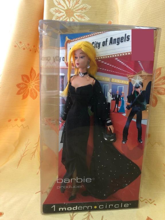 1 Modern Circle Barbie Doll Barbie Producer Silkstone Face Black Dress