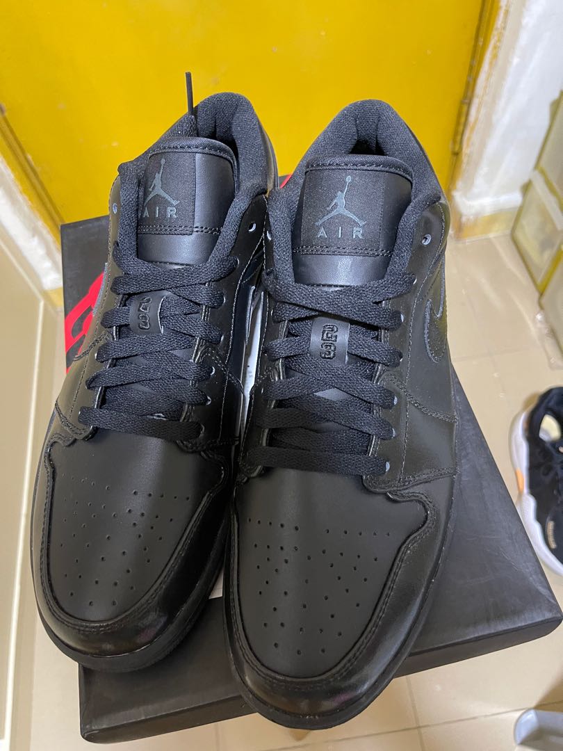 aj 1 low black