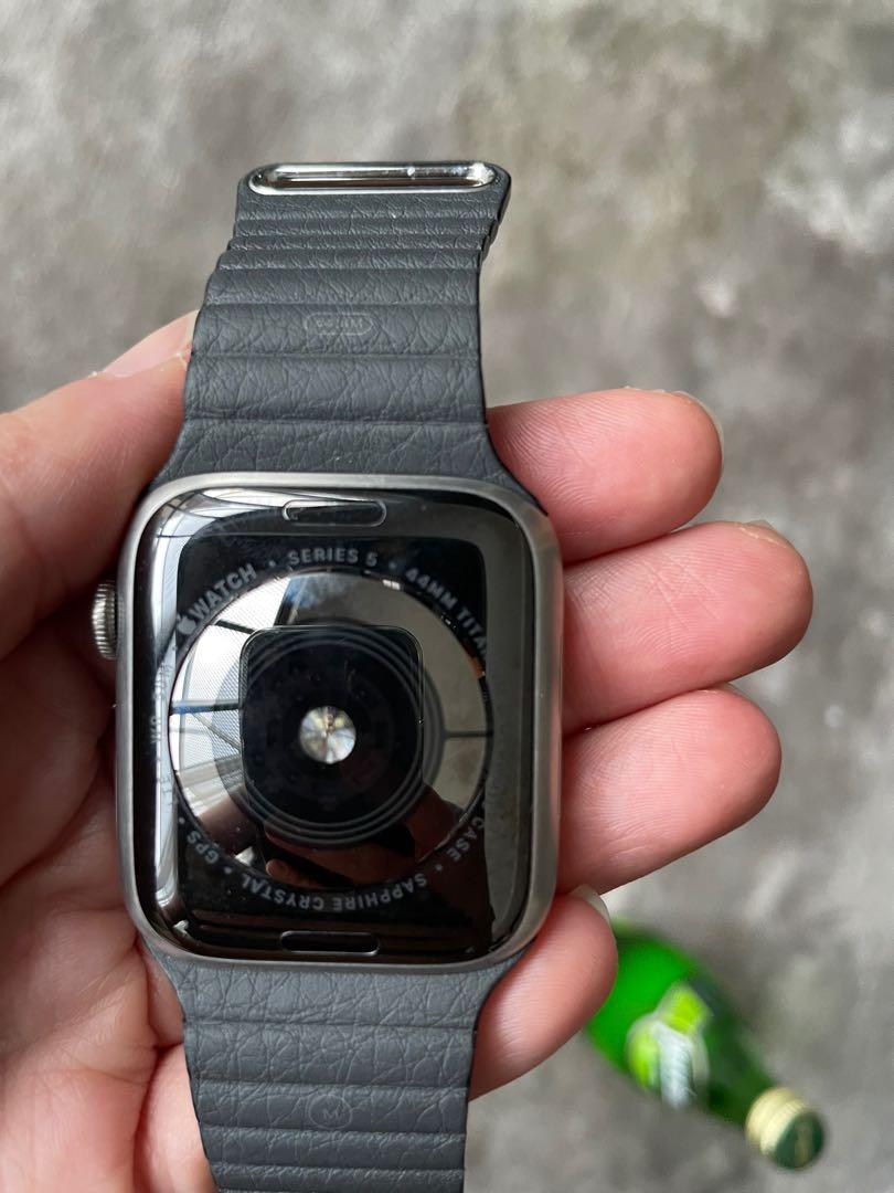 Apple hotsell watch 342