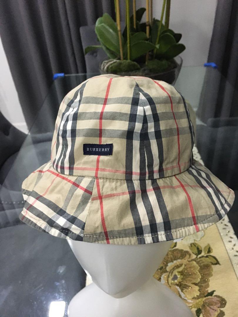 Authentic BURBERRY Nova Check Reversible Bucket Hat Kids 1-5y, Babies &  Kids, Babies & Kids Fashion on Carousell