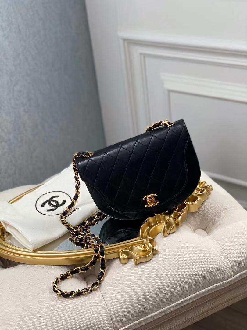 Half moon on sale chanel bag