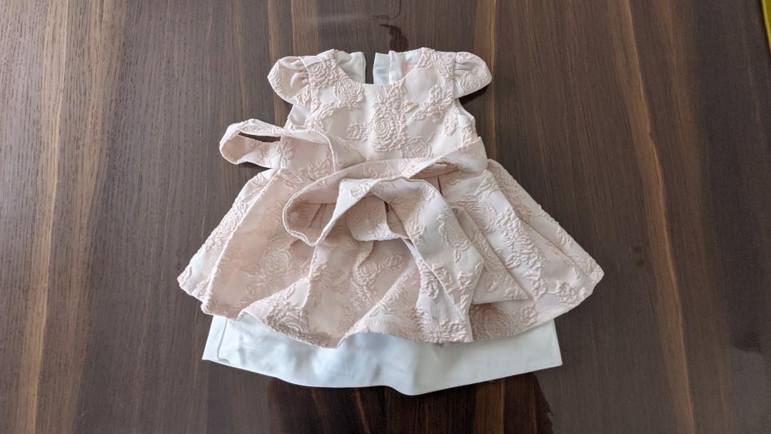 Latest baby girl dresses clearance