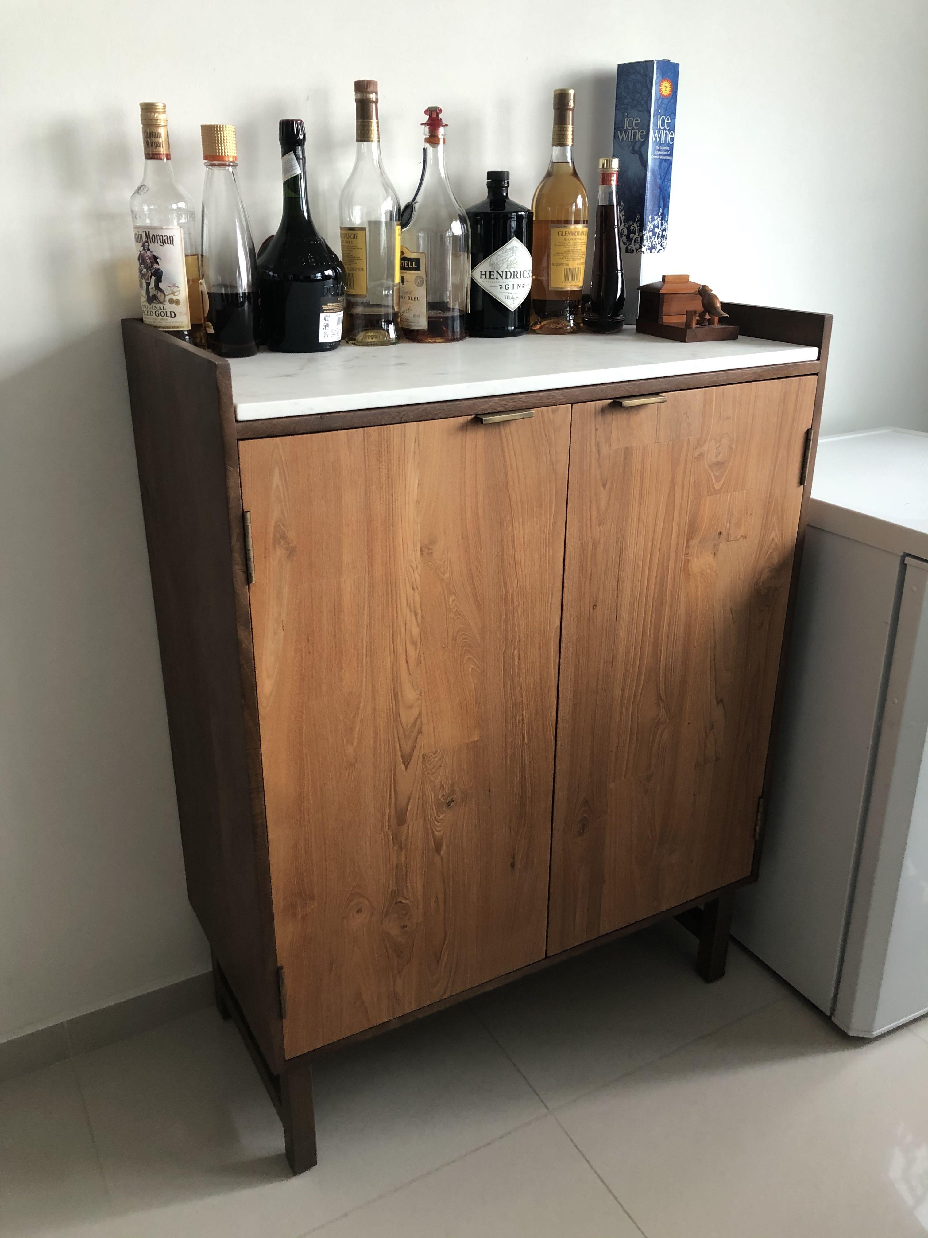 Crate and top barrel cantina bar