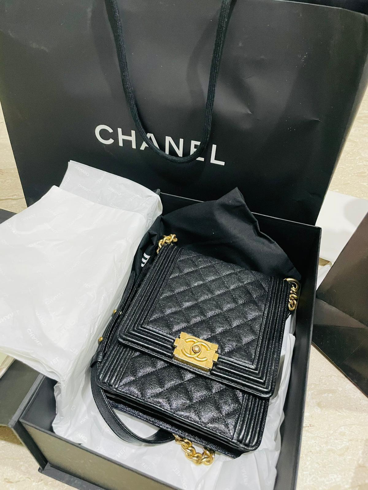 chanel vertical bag