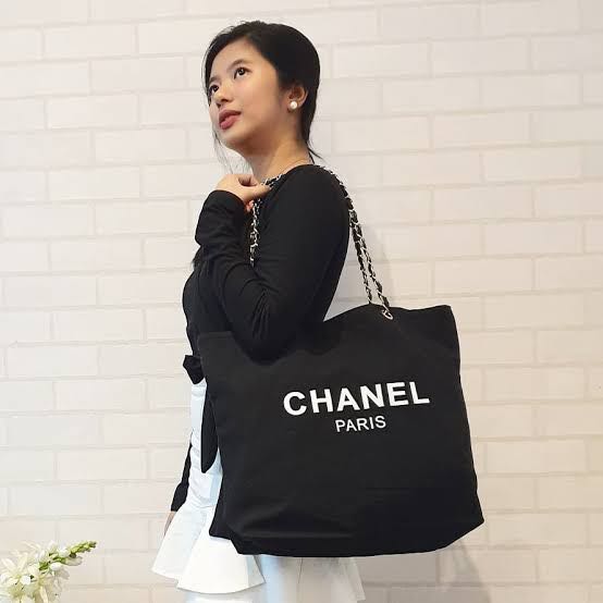 Chanel VIP Gift Canvas Tote Bag ( with gold chain)