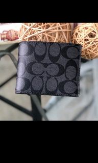 (Category: ) located in . Submitted by Lovey_Bags (Listing ID 1092118023, Image 1). Description: .
