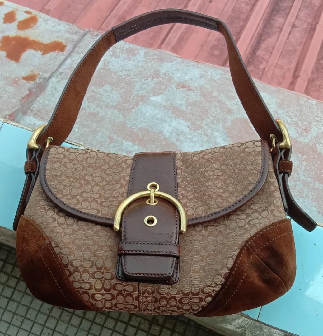 AUTHENTIC coach pochette bag, Women's Fashion, Bags & Wallets, Purses &  Pouches on Carousell