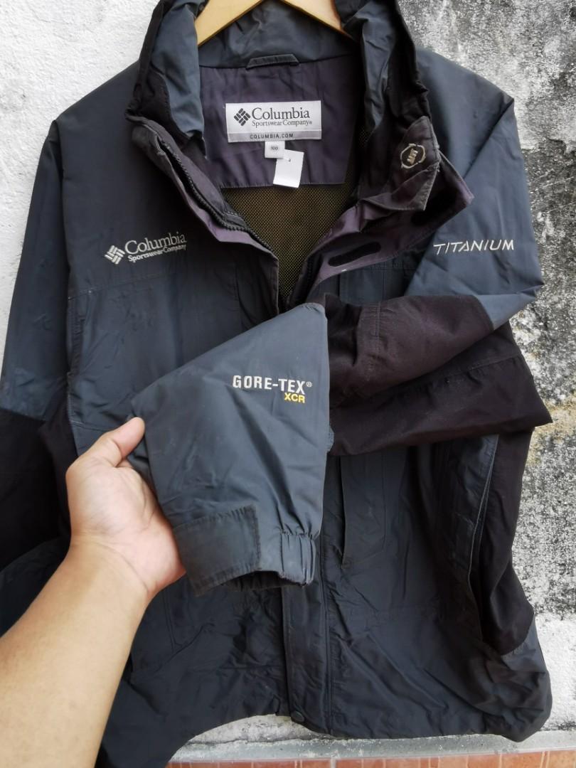 Gore tex shop columbia jackets