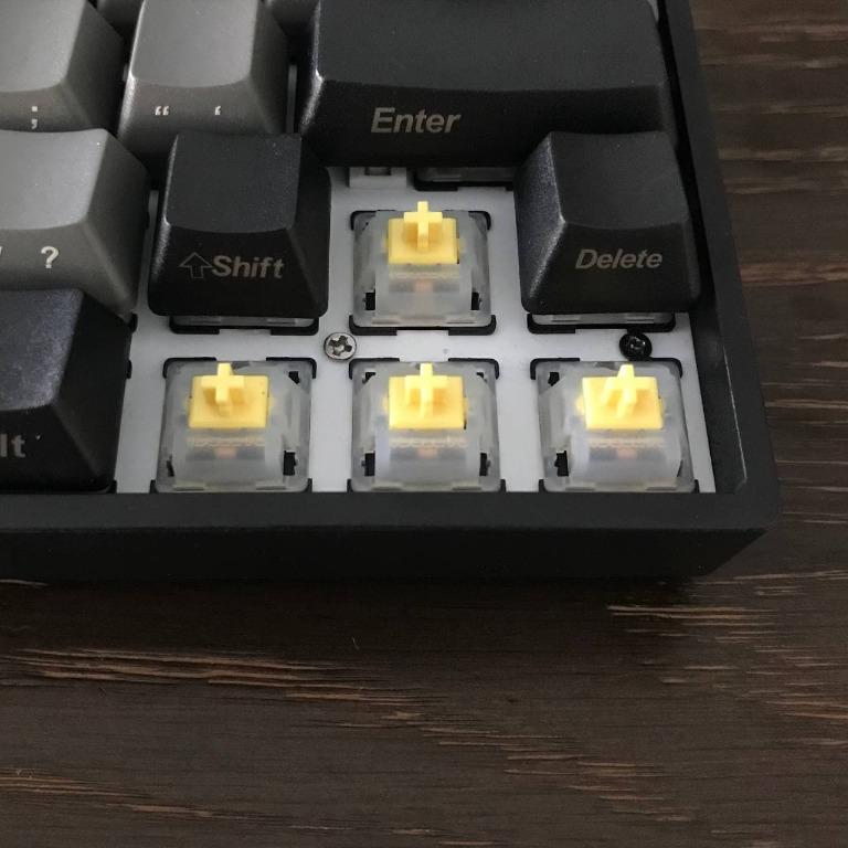 Custom Keyboard Milky Yellow Gateron Linear Switch GK64XS 64 Key ...
