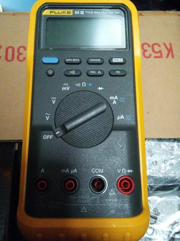 Fluke 85III 萬用表, 家庭電器, 轉插器及插頭 Carousell