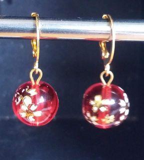 For Sale      Sakura Red Glass Flower Japanese Tensha Bead Rhodium Clip Earrings    12mm Glass Tensha Beads     Rhodium clips      Very good condition and quality      #trending2021 #jewelry #beads #tensha #jewelry #earrings #japan