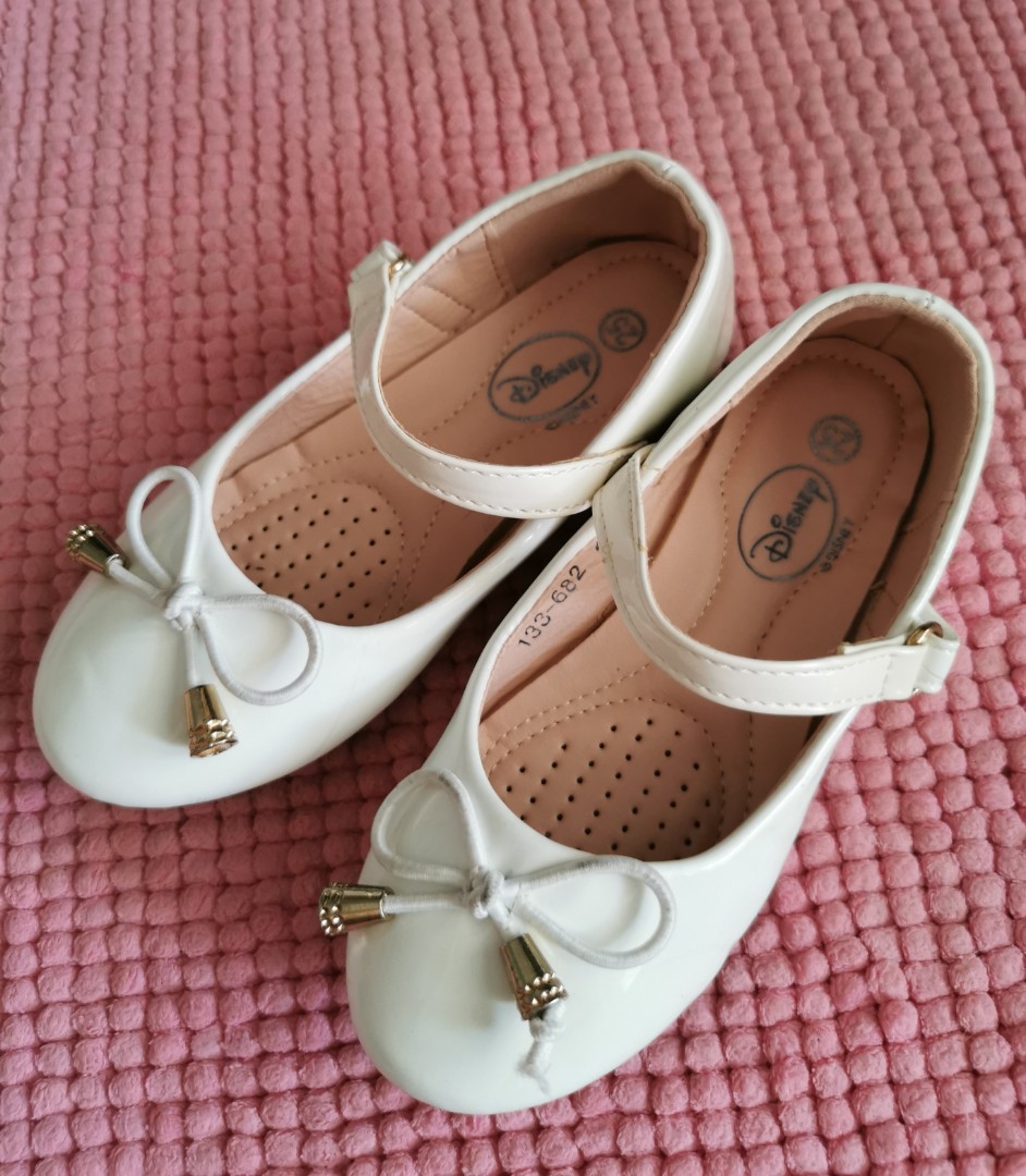 Girls white dress on sale shoes size 5
