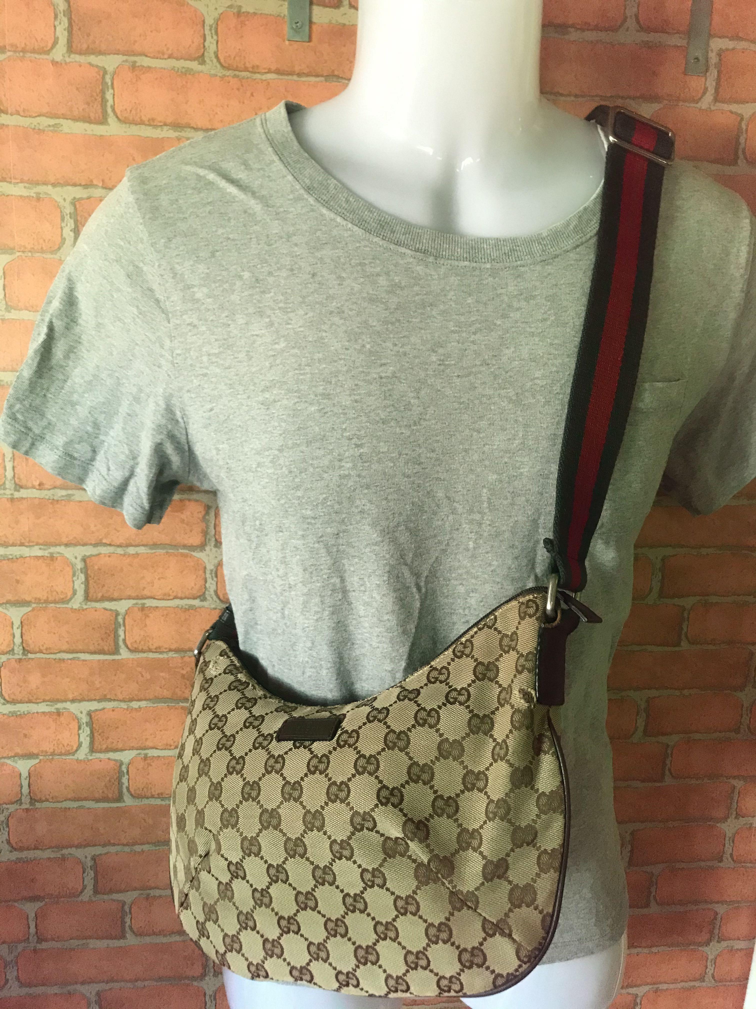 Banana deals bag gucci