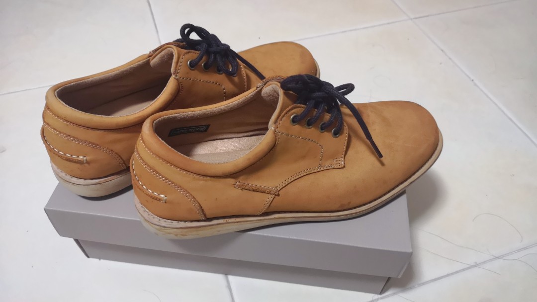 Hawkins Traveller (Japan) size US 7, Men's Fashion, Footwear 