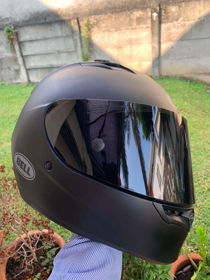 Helm Bell Qualifier size M, Motor di 