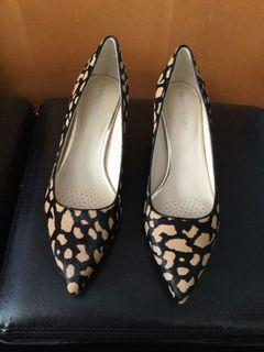 Kenneth Cole New York Riley 50 Pump Size:9 MED