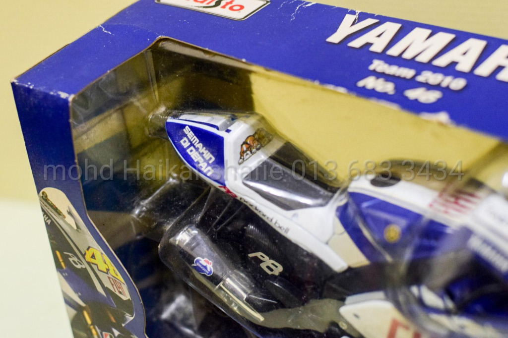 Maisto 1:10 2010 Valentino Rossi #46 Yamaha YZR-M1, Hobbies & Toys,  Collectibles & Memorabilia, Vintage Collectibles on Carousell