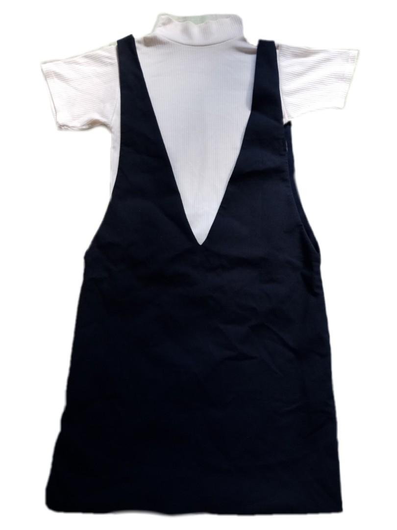 Navy Blue Korean Romper Dress (Category: Dresses) located in Cavite. Submitted by decluttersbynini (Listing ID 1091947766, Image 1). Description: Condition: Used once, like brand new Size: S-M (stretchable) Length: Above the knee (I'm 5"2) Price: Php150 + SF (top is XS-S, i'll give it for free) Mode of Payment: GCash Location: GMA, Cavite Meet-up: GMA, Cavite/ SM Dasmariñas only (sf excluded but there will be additional fee for commute expense) C