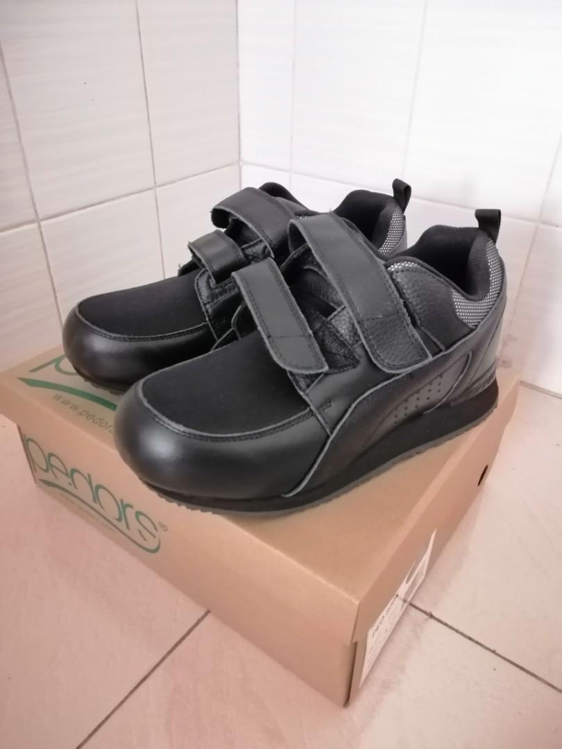 Pedors Shoe size Men 7 Women 9 Men s Fashion Footwear Casual