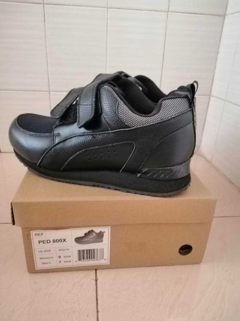 Mens 7 womens discount 9