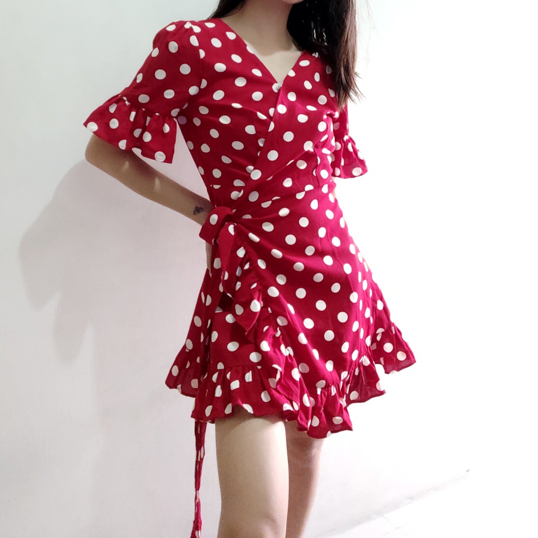 Red polka dot dress, Women's Fashion ...