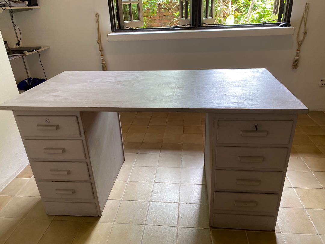 Study Table (Category: Other Home Furniture) located in Singapore. Submitted by ssylim (Listing ID 1091976343, Image 2). Description: Nice office desk. Grey colour With chair. .