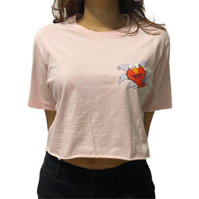 UNIQLO UQ KAWS Pink Elmo Cropped Tshirt 