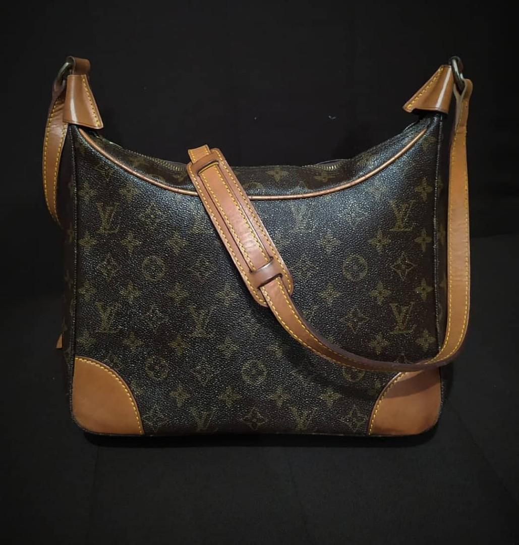 Louis Vuitton Boulogne | Pre-Owned Monogram Shoulder Bags