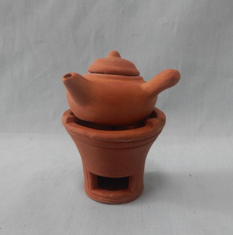 Vintage dollhouse miniature Yixing zisha  purple clay teapot set 1950s 
