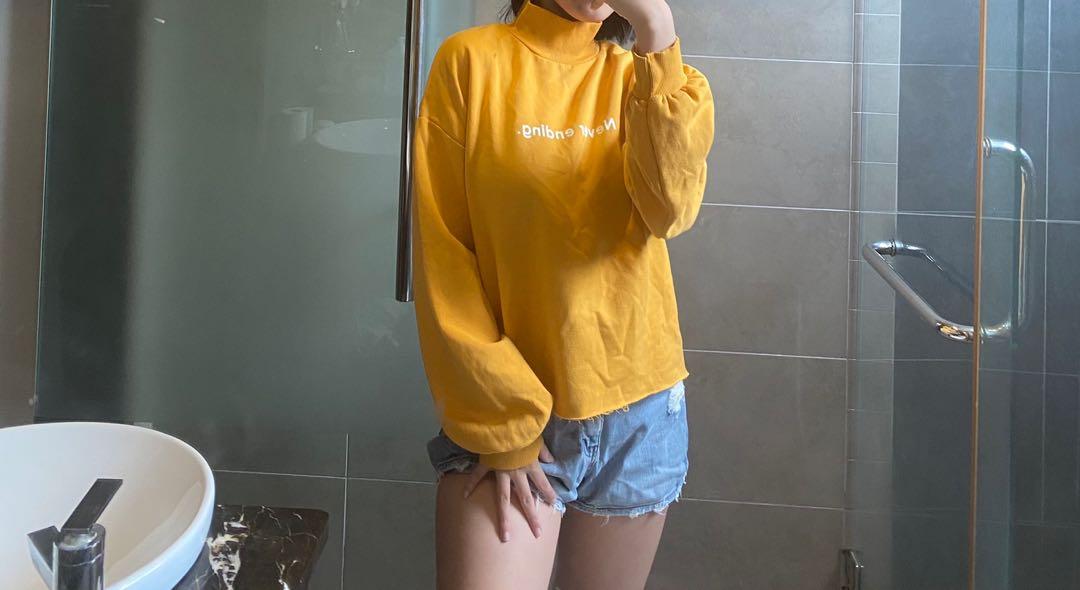 Orange Never ending. Turtleneck Sweater 
