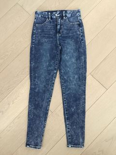 （分類：）位於 。 由 blairpink 提交（商品編號 1092269667，圖片 1）。簡介： 。