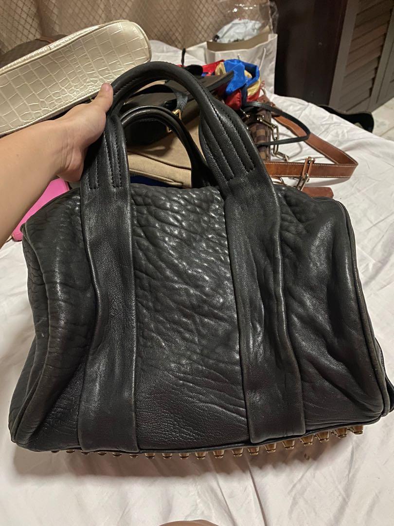 Authentic Alexander wang (Category: Luxury Bags & Wallets) located in Cebu City. Submitted by shyfatares (Listing ID 1092235769, Image 1). Description: .