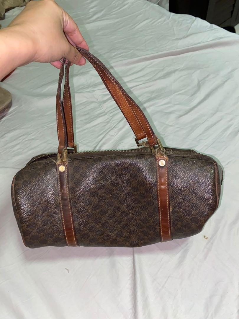 Authentic celine (Category: Luxury Bags & Wallets) located in Cebu City. Submitted by shyfatares (Listing ID 1092236280, Image 1). Description: .