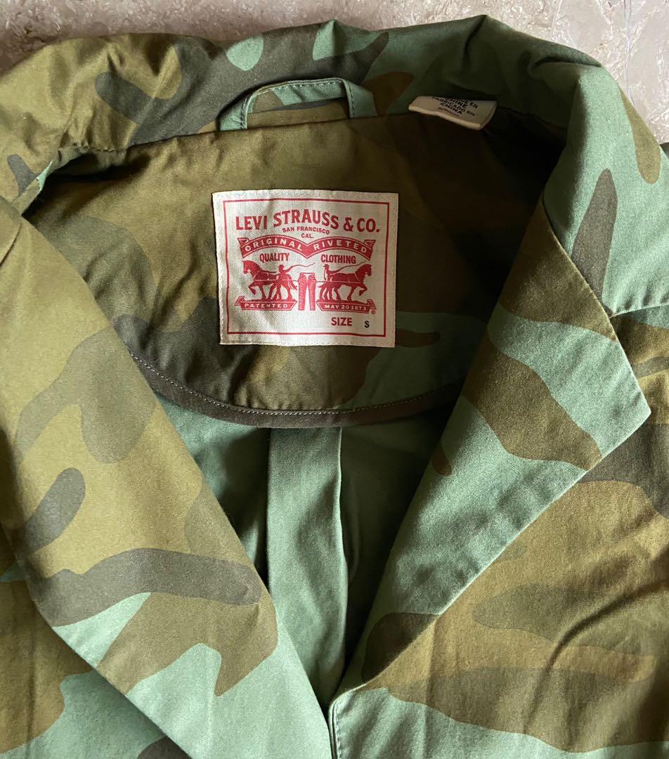 Levi's camo jacket womens clearance