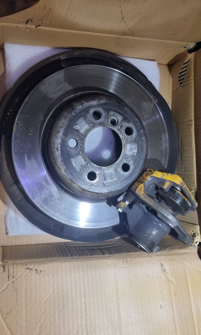 BMW 535I F10 BRAKE KIT, Car Accessories, Accessories on Carousell