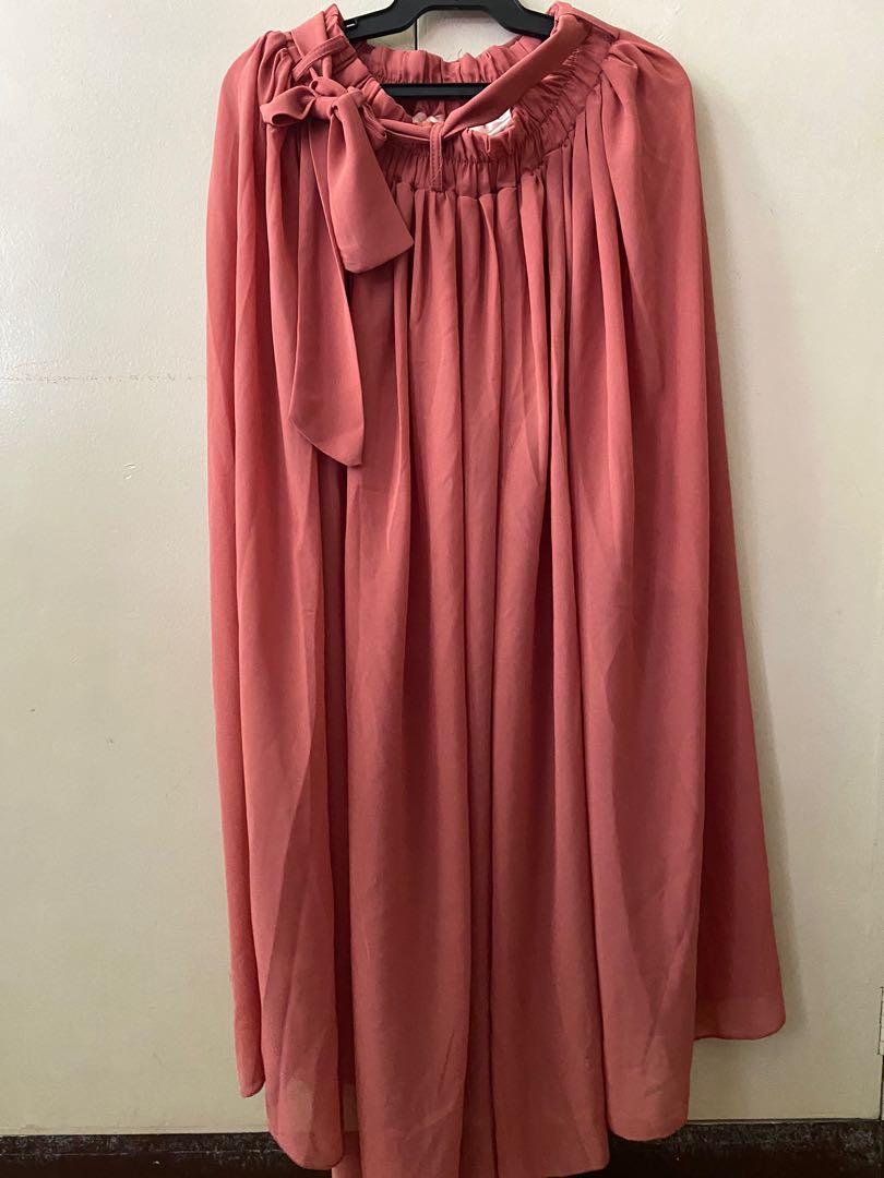 Chiffon double lined Maxi Skirts with Tie Strap Belt (Category: Skirts) located in Paranaque City. Submitted by leemillz (Listing ID 1092246654, Image 3). Description: RFS: decluttering garterized waistbands with fabric ties Colors: royal blue, old rose, nude, navy blue Price: 200/each.
