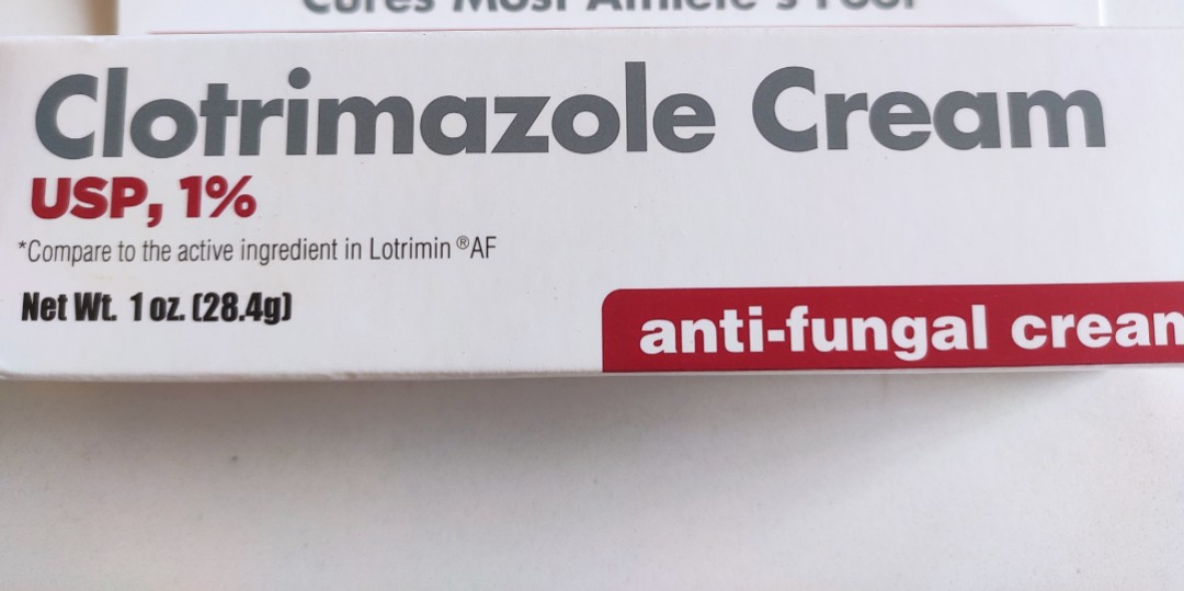 Fungal cream top for cats