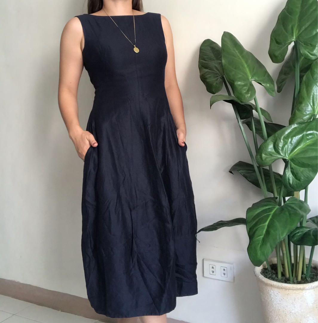 COS navy blue midi dress xs to s Women s Fashion Dresses Sets