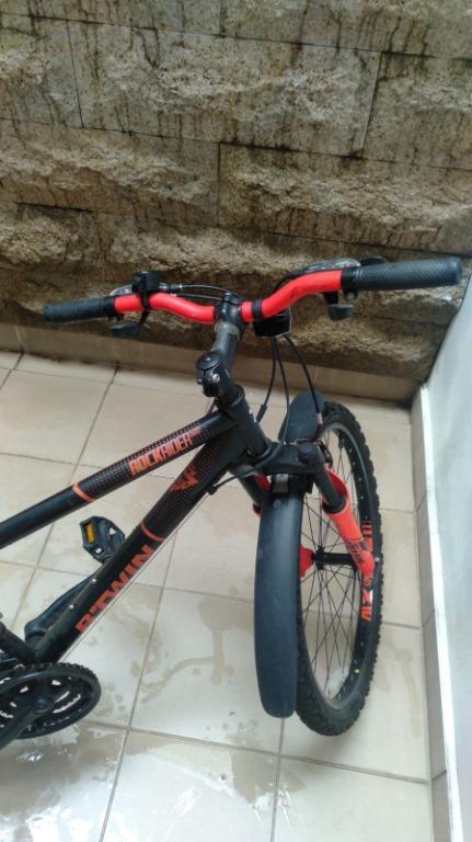 Decathlon Rockrider 500 Kids Mountain Bike 24 inch frame Sports