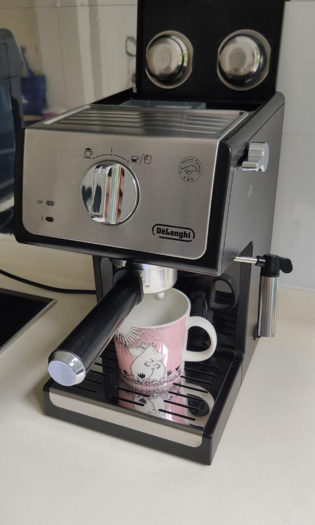DeLonghi Espresso Coffee Maker, TV & Home Appliances, Kitchen